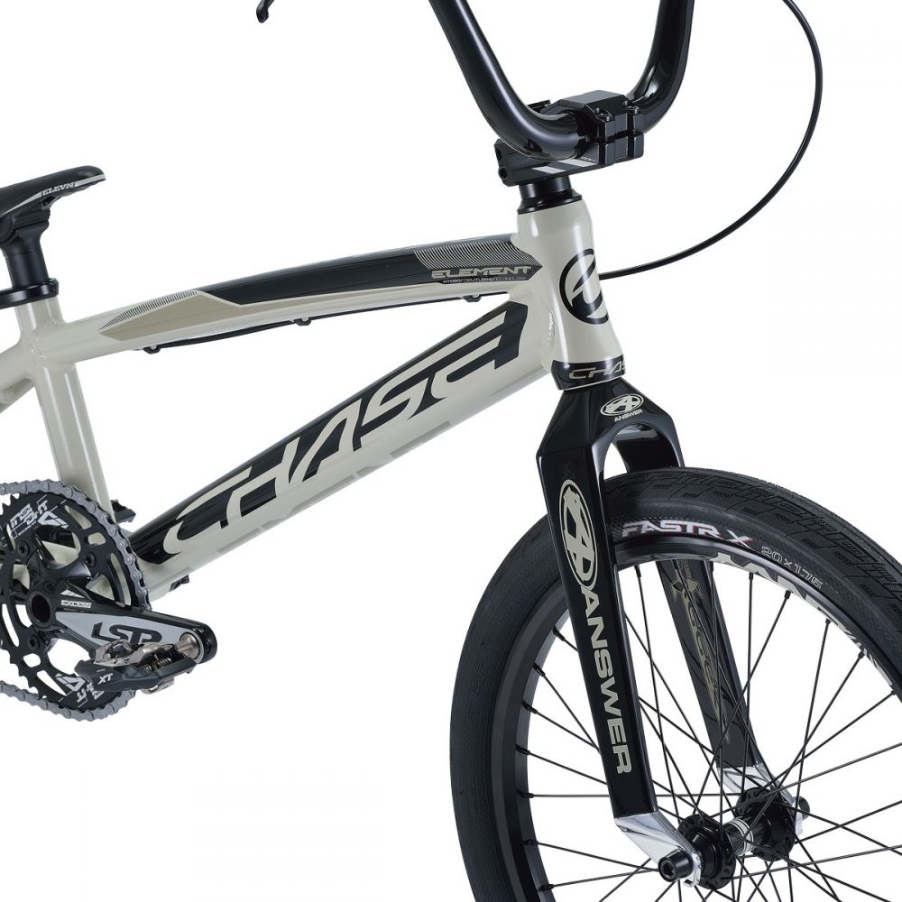 Showroom element online bike